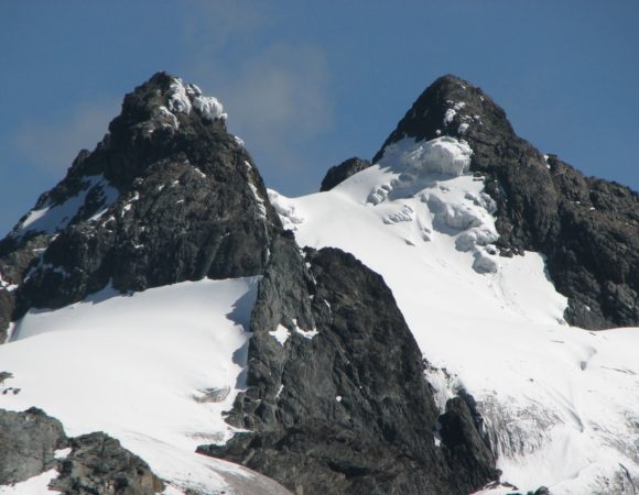 13 DAY Rwenzori Trekking MIDRANGE