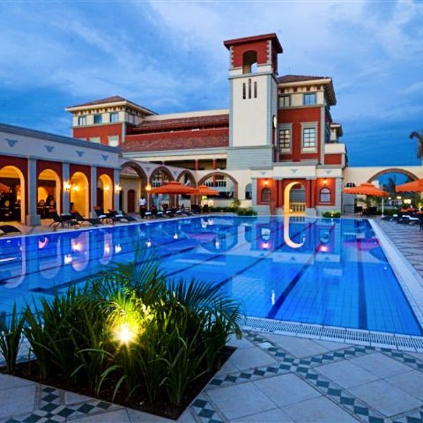 Kampala Night Crawl and Cultural tour